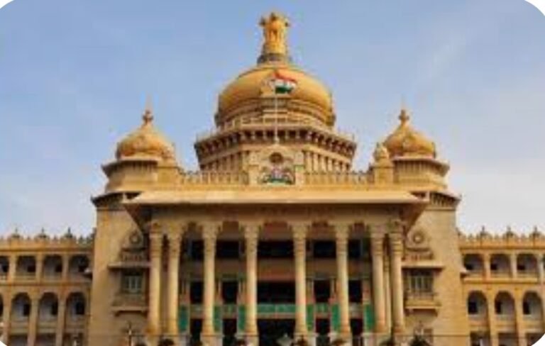 ಸರ್ಕಾರಿ ಅಧಿಕಾರಿ/ನೌಕರರು ಪ್ರಾನ್ ಖಾತೆಯನ್ನು ಪಡೆಯುವ ಮುಂಚಿತವಾಗಿ ಮೃತಪಟ್ಟಲ್ಲಿ ಕುಟುಂಬ ಪಿಂಚಣಿ ಮಂಜೂರು ರಾಜ್ಯ ಸರ್ಕಾರ&nbsp; ಆದೇಶ ಹೊರಡಿಸಿದೆ.