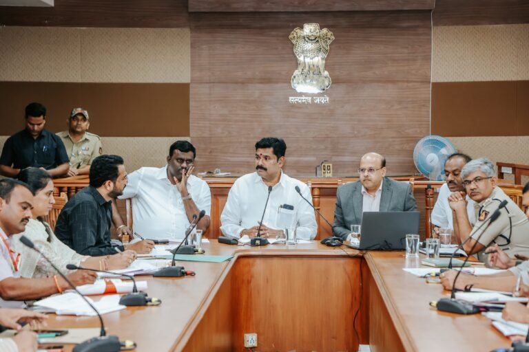 ಮುಖ್ಯಮಂತ್ರಿಗಳ ಕಾರ್ಯಕ್ರಮಕ್ಕೆ ಹೆಚ್ಚಿನ ಜನರನ್ನು ಸೇರಿಸಬೇಕು: ಸಚಿವ ಶಿವರಾಜ್ ಎಸ್. ತಂಗಡಗಿ