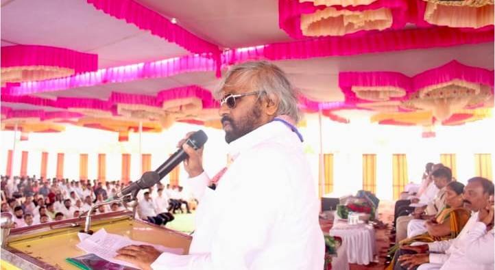 ಯಾವುದೇ ವ್ಯಸನಗಳಿಗೆ ಬಲಿಯಾಗದೆ, ನಿಯಮಿತ ವ್ಯಾಯಾಮ, ಕ್ರೀಡಾ ಚಟುವಟಿಕೆಯಲ್ಲಿ&nbsp; ಭಾಗಿಯಾಗಿ. ಸಚಿವ ಈಶ್ವರ ಖಂಡ್ರೆ