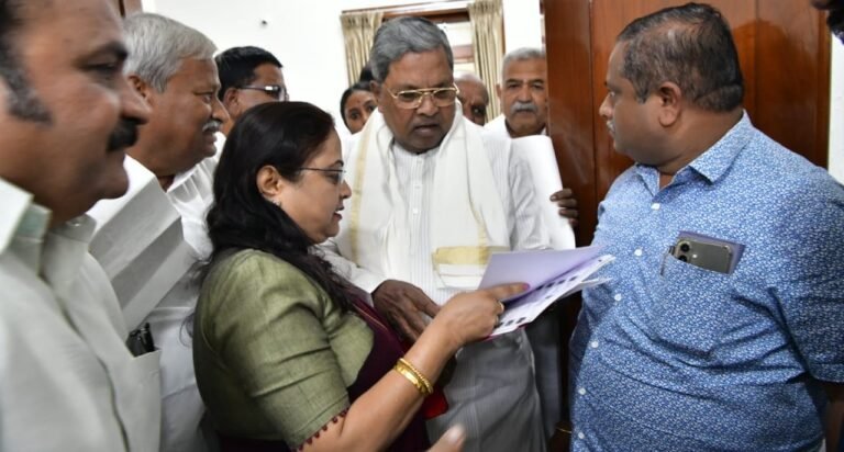 ಇಂದು ಶ್ರೀಕಾಂತ ಸ್ವಾಮಿ ಅವರು ಶ್ರೀ ಸಿದ್ದರಾಮಯ್ಯ ಅವರಿಗೆ ಭೇಟಿ!
