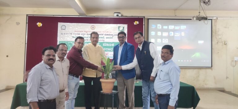 ಬಹುವಾರ್ಷಿಕ ಬೆಳೆಗಳನ್ನು ಬೆಳೆಯುವತ್ತ ರೈತರುಗಮನಹರಿಸಬೇಕು-ಡಾ.ಎಸ್.ವಿ.ಪಾಟೀಲ್