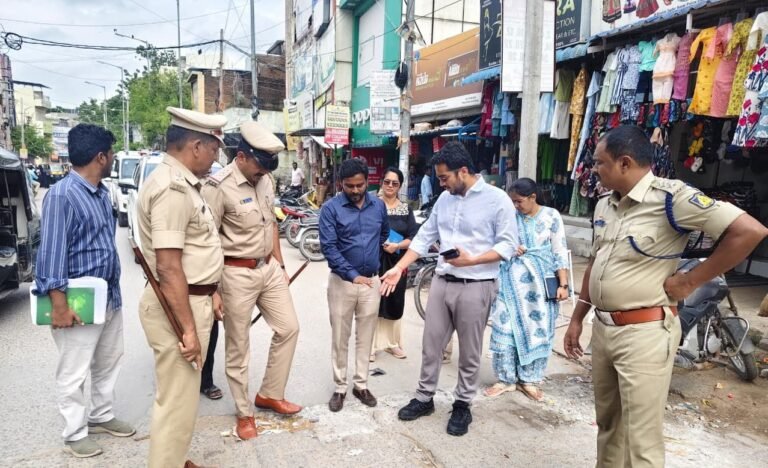 ಗಣೇಶೋತ್ಸವ : ಕ್ಷೇತ್ರ ಭೇಟಿ ಕೈಗೊಂಡು ಭದ್ರತಾ ಕ್ರಮಗಳನ್ನು ಪರಿಶೀಲಿಸಿದ ಆಯುಕ್ತ ಜುಬಿನ್ ಮೊಹಪಾತ್ರ