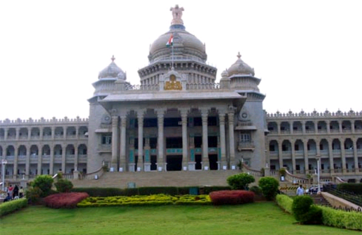 ಪರೀಕ್ಷೆಯ ಫಲಿತಾಂಶ ಕಡಿಮೆ ಬಂದಿದ್ರೆ ‘ಶಾಲೆ’ಗಳ ವಿರುದ್ಧ ಕ್ರಮ ರಾಜ್ಯ ಸರ್ಕಾರ ಆದೇಶ