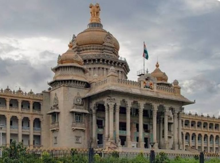 ರಾಜ್ಯ ಸರ್ಕಾರದ ರಾಜ್ಯದ ಎಲ್ಲಾ ಇಲಾಖೆಗಳಲ್ಲೂ ‘ಇ-ಅಫೀಸ್’ ತಂತ್ರಾಂಶ ಬಳಕೆ ಕಡ್ಡಾಯ.