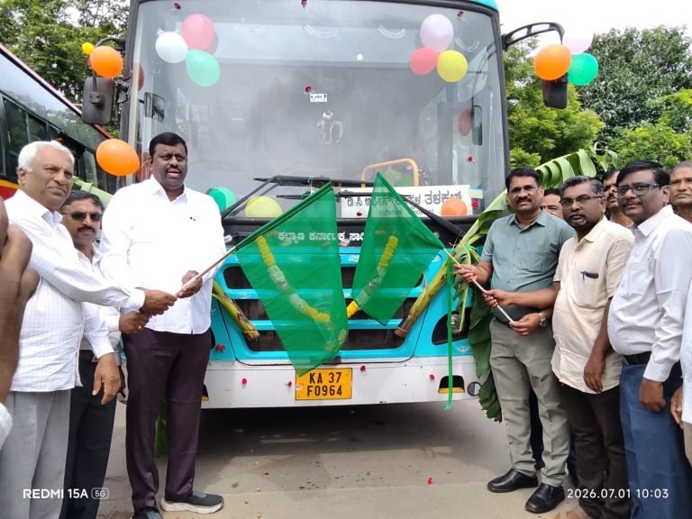ನೂತನ ಬಸ್ ಸಂಚಾರಕ್ಕೆ ಕೊಪ್ಪಳ ಶಾಸಕ ಕೆ.ರಾಘವೇಂದ್ರ ಹಿಟ್ನಾಳ ಅವರಿಂದ ಚಾಲನೆ