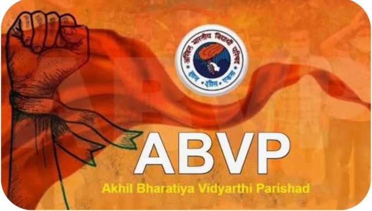 ಅತಿಥಿ ಉಪನ್ಯಾಸಕರ ಸೇವೆ ಕಾಯಂಗೊಳಿಸುವಂತೆ ಆಗ್ರಹಿಸಿ ಪ್ರತಿಭಟನೆ.